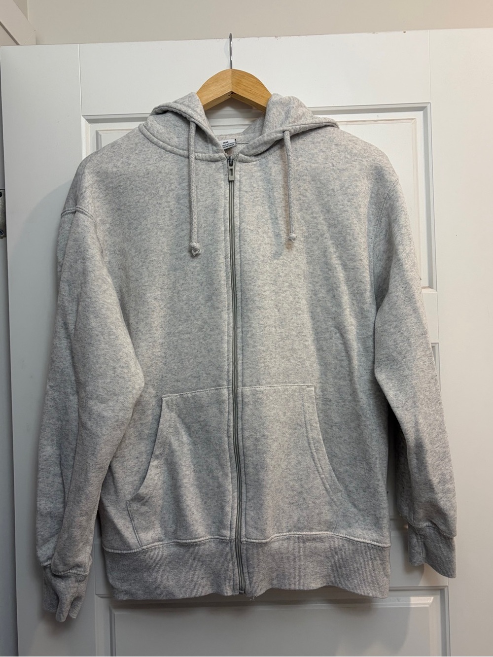 Women's Light Gray Zip-Up Hooded Sweater